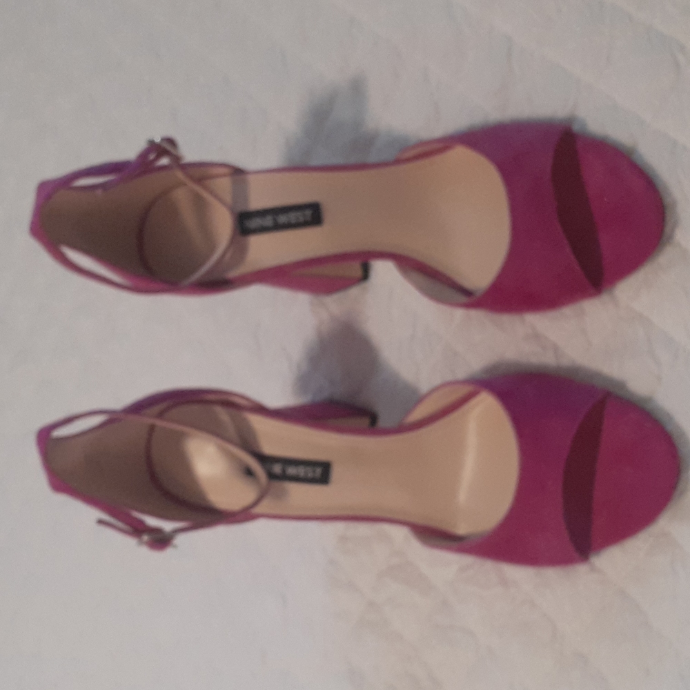Nine West, Fuchsia leather, size 9
